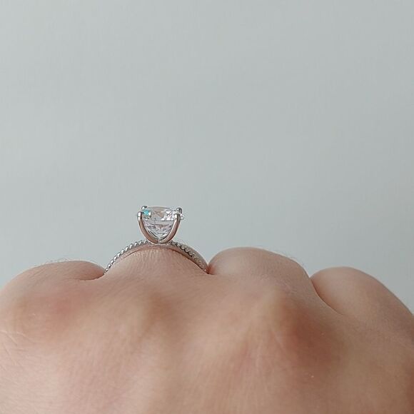 3 Carat Cubic Zircon Sterling Silver Ring - Picture 6 of 8